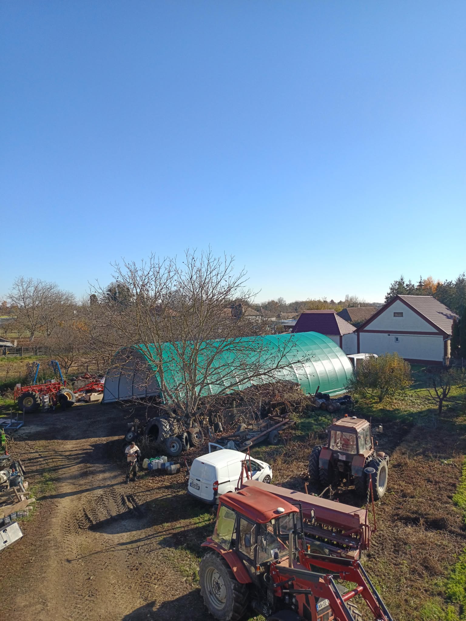 Gravetti géptároló sátor