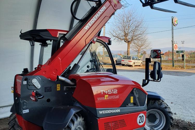 Weidemann T4512 bemutatógép eladó