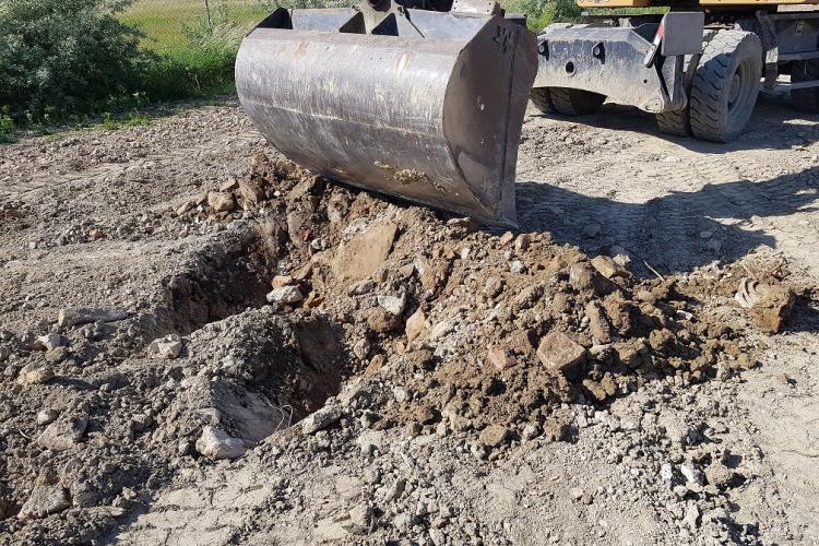 Ezt a területet is lehet az ELHO Scorpio 550 kőfelszedővel kezelni