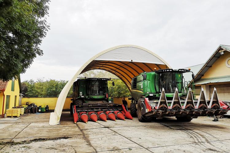 Gravetti kombájntároló szélhálóval