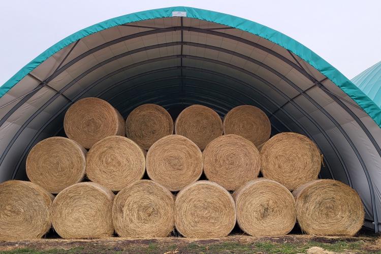 Bálatárolás Shelterall sátorban a Gravettitől