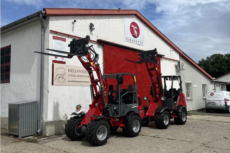 Weidemann 1280-1390 rakodók a Gravetti telepen