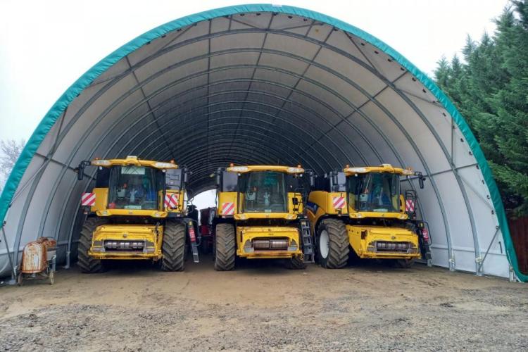 Gravetti géptároló sátor