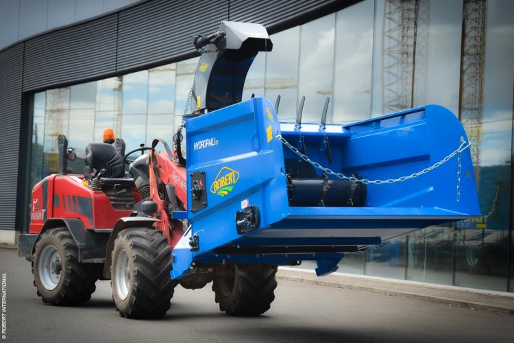 Robert Hydropail bálabontó, almozó