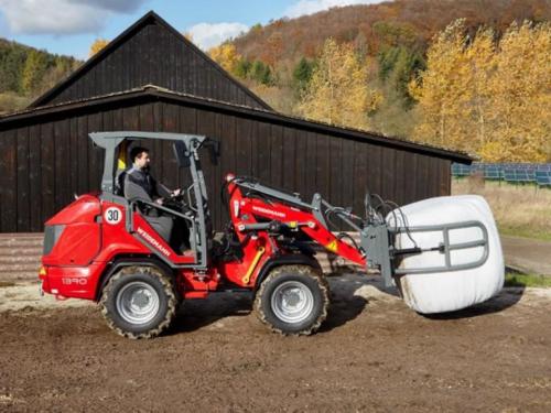 Weidemann 1390 udvari rakodó