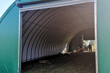 AGRIDOOR Manual -- mechanikus szekcionált ponyvakapu