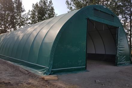 Feltekerhető ponyvakapu