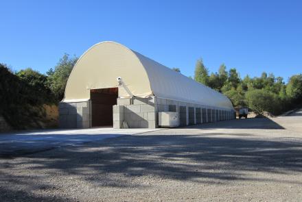 Gravetti terménytároló sátor