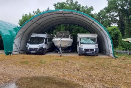 Shelterall sátor, lakóautó, lakókocsi és hajók tárolására