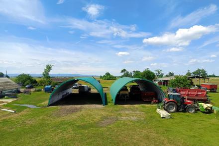 Gravetti géptároló sátor